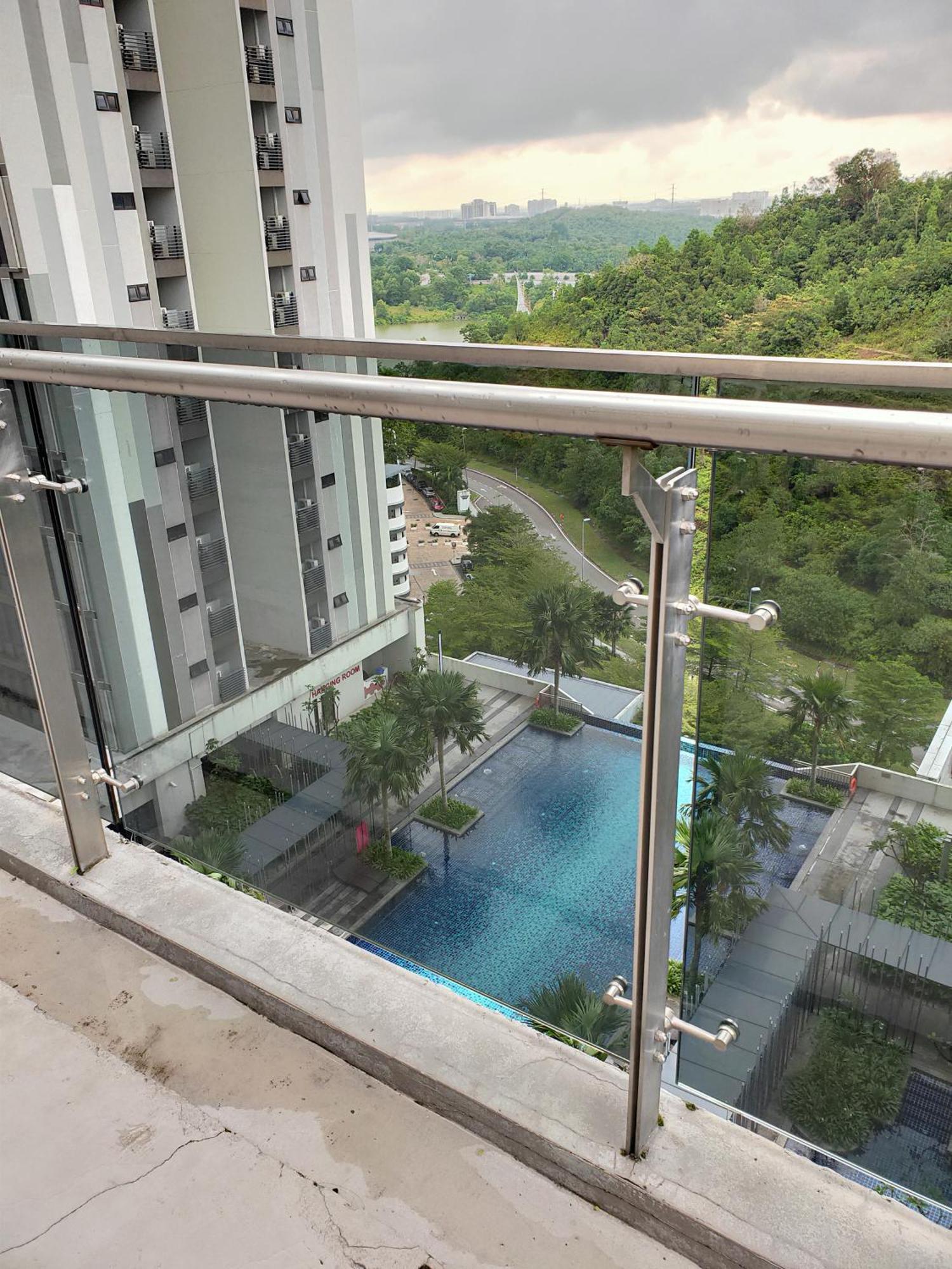 D Bunga 1 Moslim Homestay Pool View Legoland Nusajaya Nusajaya  Buitenkant foto